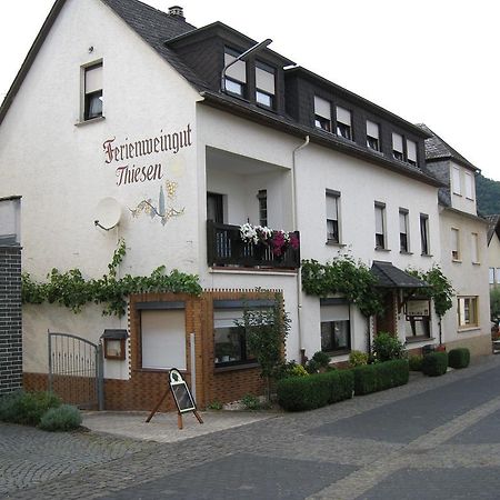 Ferienweingut Arnold Thiesen Apartment Bruttig-Fankel Exterior foto